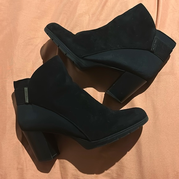 Anne Klein Women’s Rina Water Resistant Ankle Boots Sz 8 Black - Picture 4 of 6